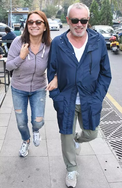 Demet Akbağ'dan Zafer Çika paylaşımı...